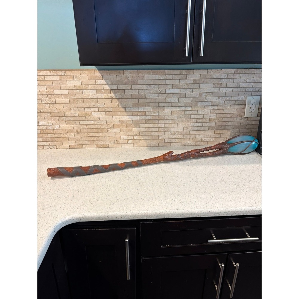 Disney Pandora Avatar Navi Light Up Walking‎ Stick 45 Inches Parks